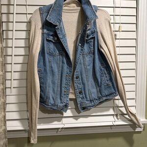 American Eagle Outfitters beige long sleeve & blue Jean vest